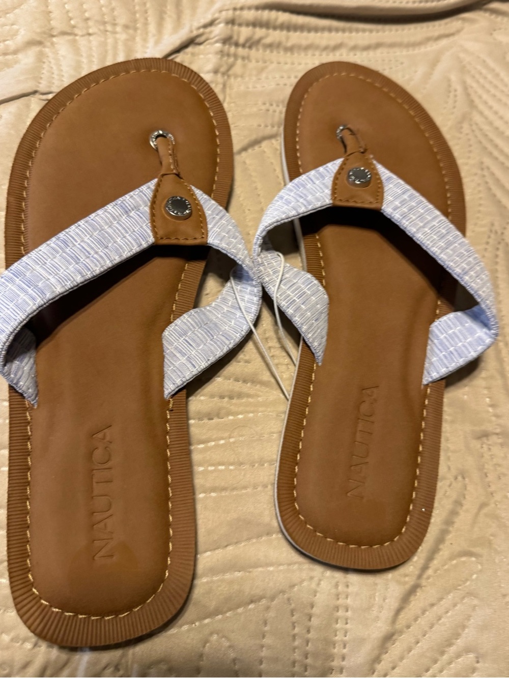 Nautica Women's Tan and Light Blue Thong Sandals Sz 9